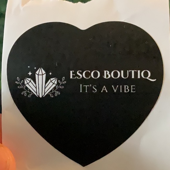 esco_boutiq